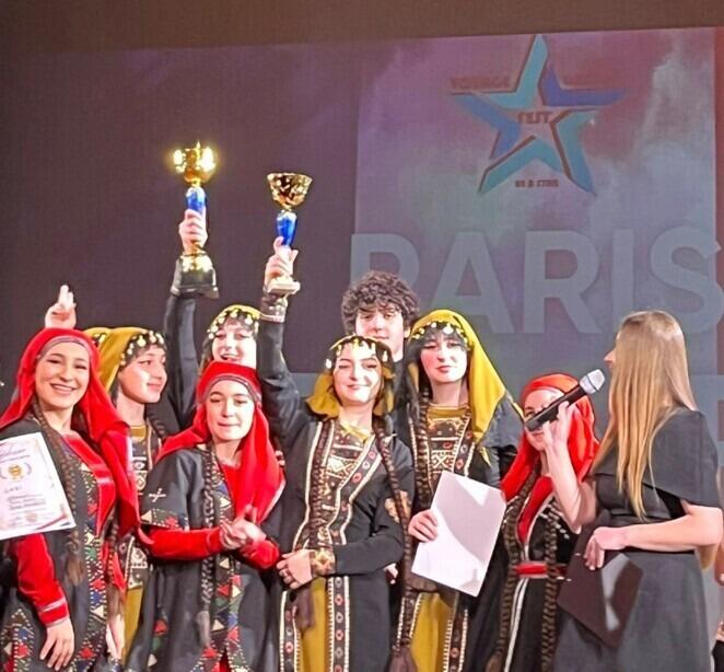 "Paris Triumph“ — festival et concours artistique international