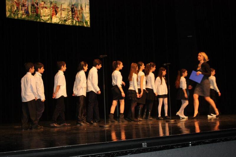 Participation de « Lazi » au Festival-Concours Artistique International – 2013